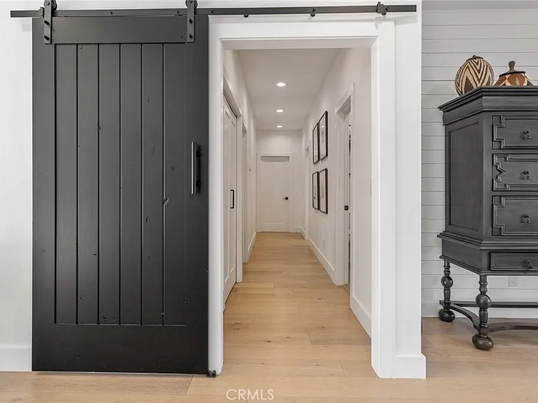 2402 Orchid Hill Pl — Photo 10