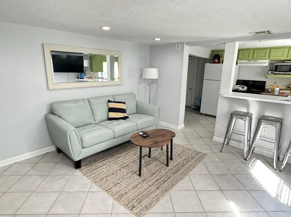 2425 Broadway St, New Orleans, LA 70125