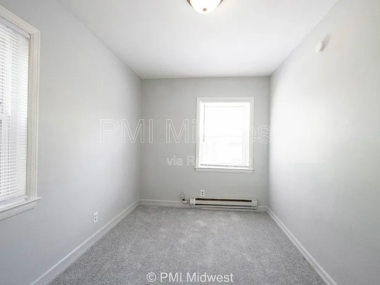 3725 N Sherman Dr #7 — Photo 9