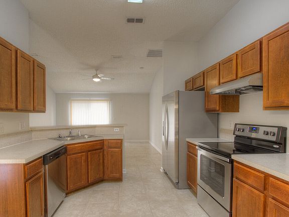 4th image of 2916 Brittany Bluff Dr