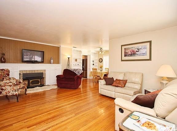 5th image of 1404 La Sierra Dr