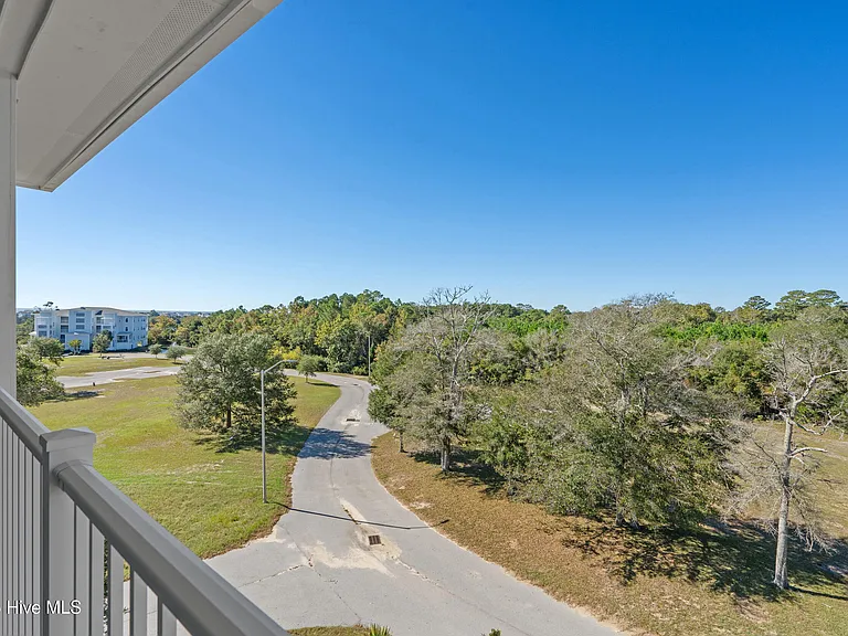 2272 Dolphin Shores Dr SW #402 — Photo 31