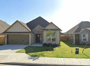 1140 Eclipse St, Hewitt, TX 76643