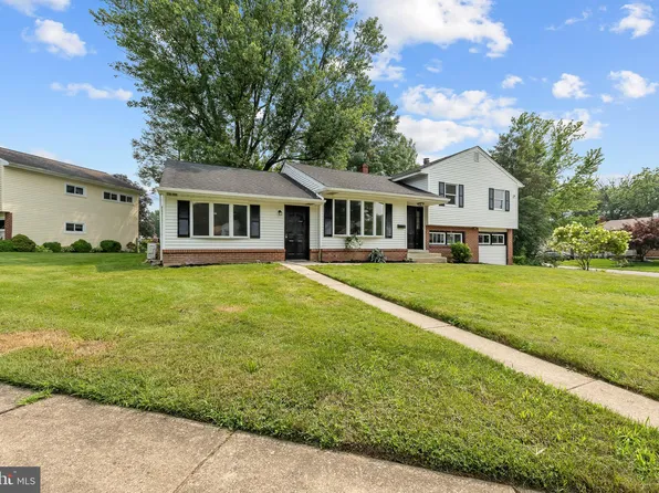 159 S Shelley Dr, Claymont, DE 19703