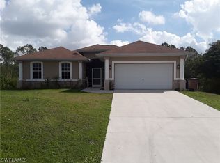 906 Jefferson Ave, Lehigh Acres, FL 33972