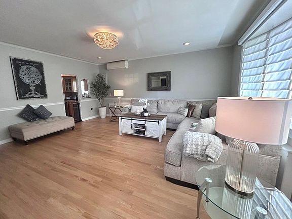 5th image of 2845 Alder Road