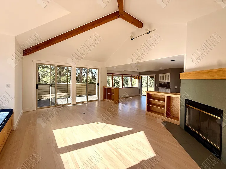 1955 NW Brogan — Photo 12
