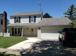 33717 Embassy St, Chesterfield, MI 48047