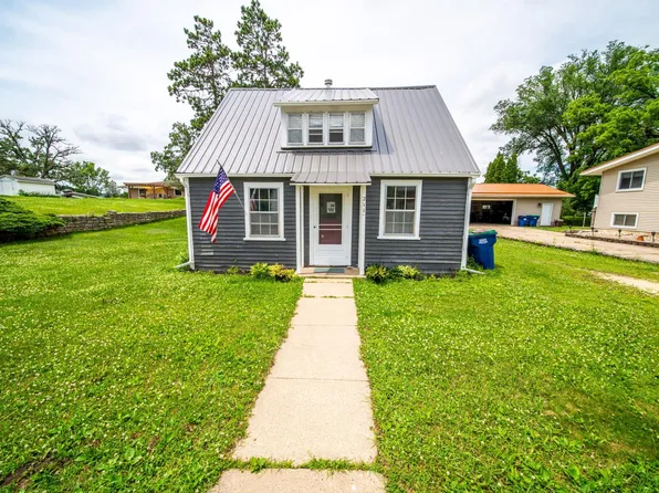 211 N Green St, Rushford, MN 55971