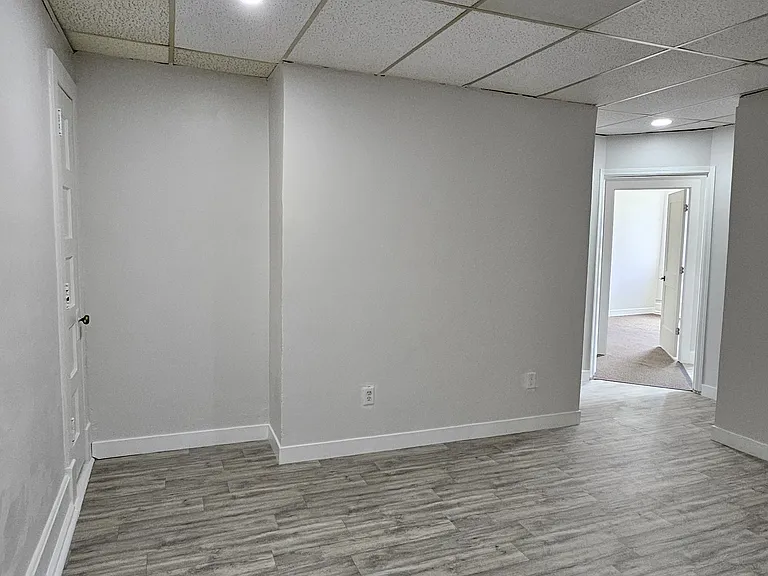 312 Sycamore St #14 — Photo 6