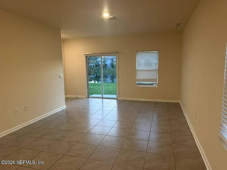 52 Pomona Way — Photo 19