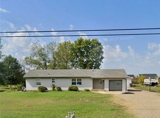 501 Strozier Ln, Barling, AR 72923