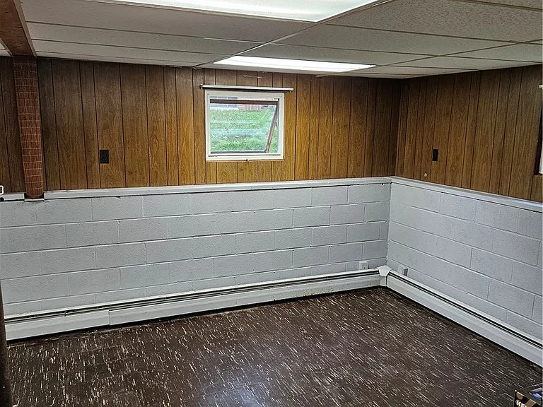 80 David Ave — Photo 24