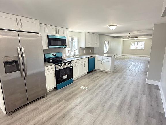 5th image of 2611 E Marina Drive