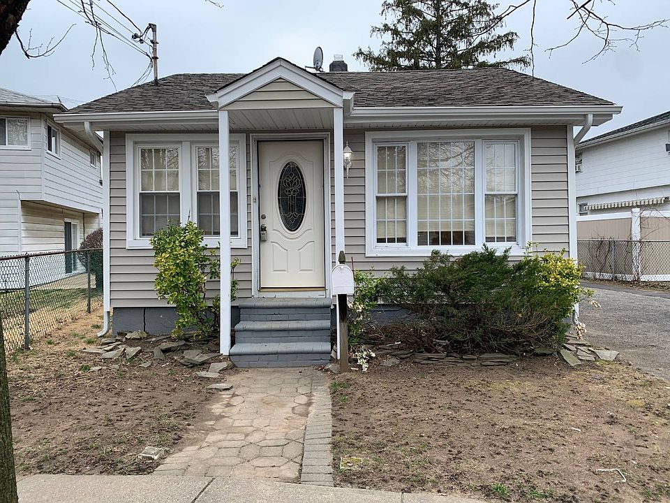 1st image of 1224 Woodfield Rd