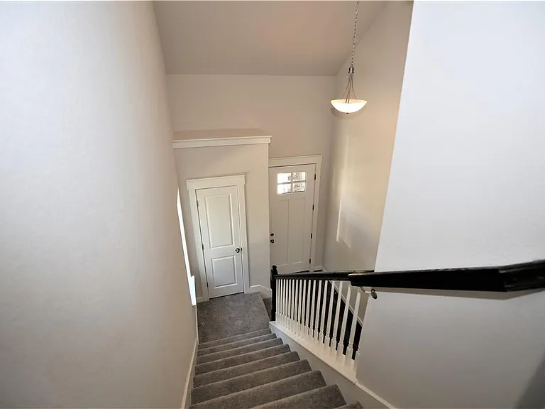 635 Pheasant Hill Ln — Photo 23