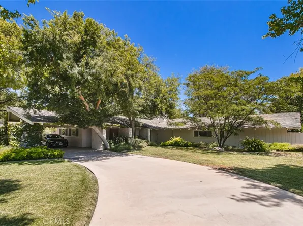 5238 Twin Oaks Rd, Hidden Hills, CA 91302