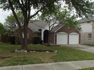 8815 Brae Crest Dr, San Antonio, TX 78249