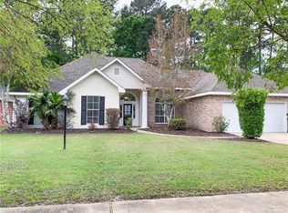 2064 Timbercreek Ln, Mandeville, LA 70448