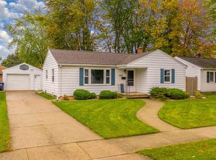 1506 Henry St, Neenah, WI 54956