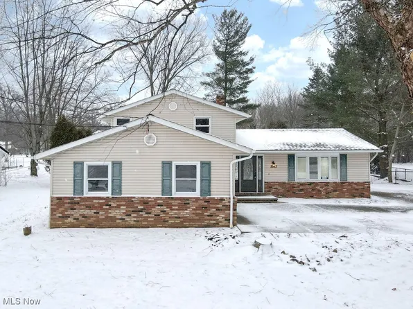 8883 Shepard Rd, Macedonia, OH 44056