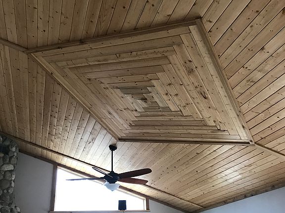 Great Room T&G Pine Accent