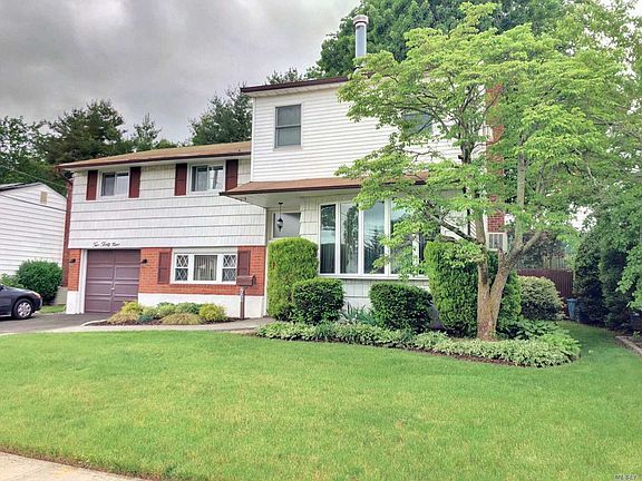 2nd image of 239 Clearmeadow Dr