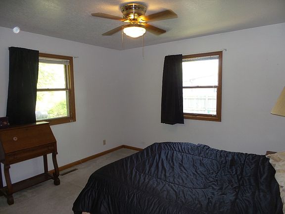 5th image of 2108 Hanford St