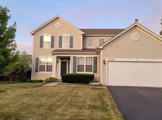 2249 Shiloh Dr, Aurora, IL 60503