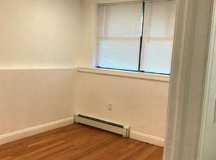 374 Wethersfield Ave #B, Hartford, CT 06114