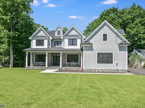 130 Mallinson St, Allendale Boro, NJ 07401