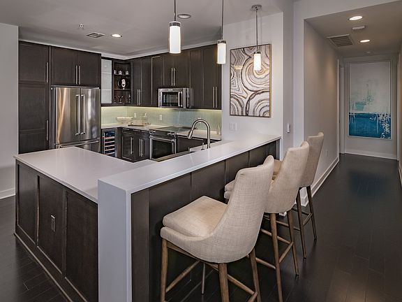Spacious Luxury Kitchens | The Star Houston