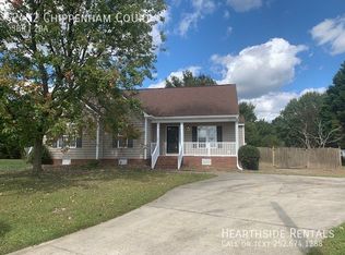 2402 Chippenham Ct, Winterville, NC 28590