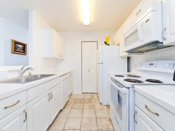 75-6081 Alii Dr APT Vv102, Kailua Kona, HI 96740