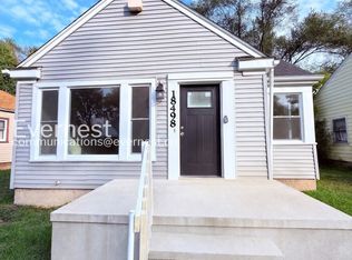 18498 Vaughan St, Detroit, MI 48219