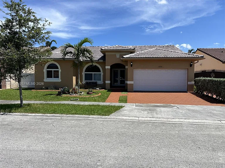 8842 NW 142nd Ln — Photo 30