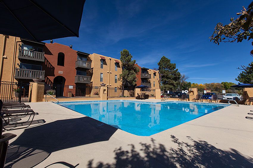 1st image of 825 Calle Mejia APT 536