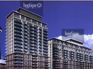 126 Simcoe St #709, Toronto, ON M5H 4E6