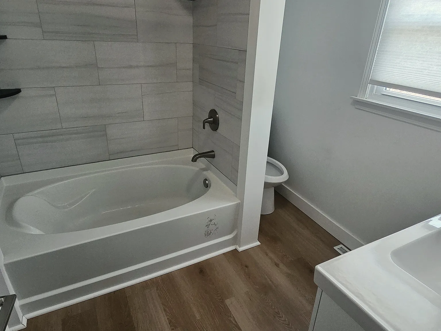Studio, 750 sqft, $950 — Photo 2