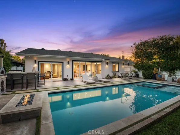 258 Cecil Pl, Costa Mesa, CA 92627