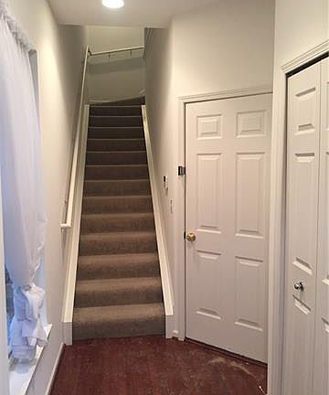 4th image of 526 Graten St #1