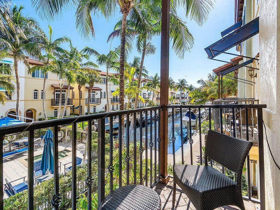 1st image of 809 Estancia Way