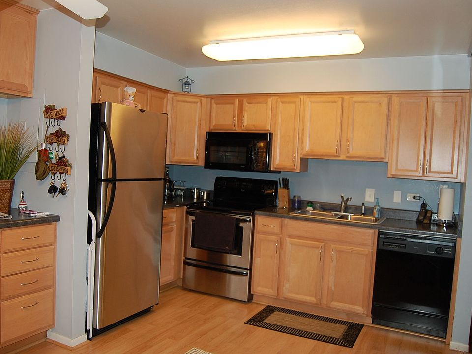2nd image of 15804 Terrace Dr #O3