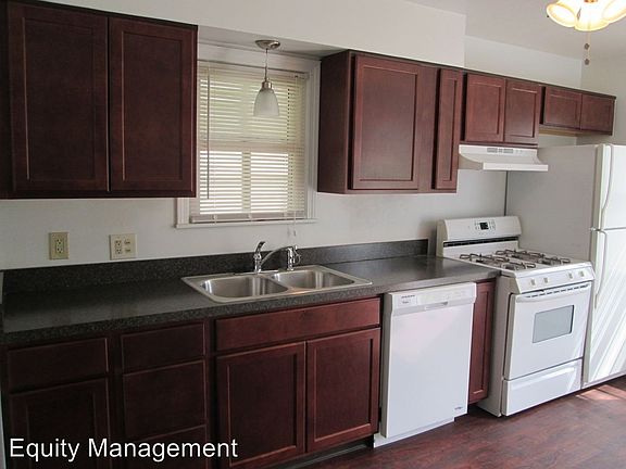 5th image of 519 Forest Hill Dr