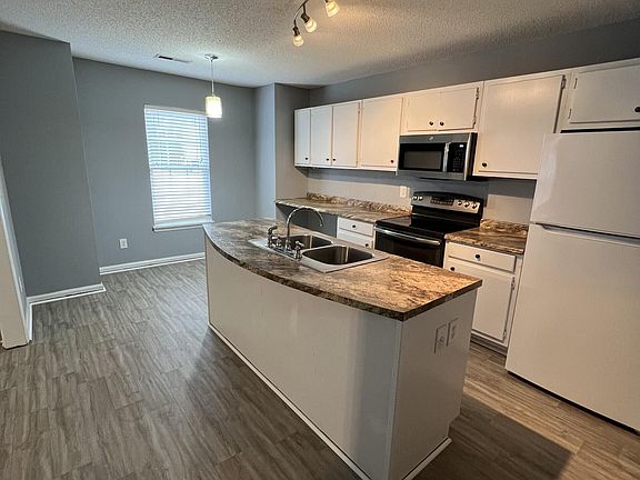 4th image of 1119 Brownlea Dr #B