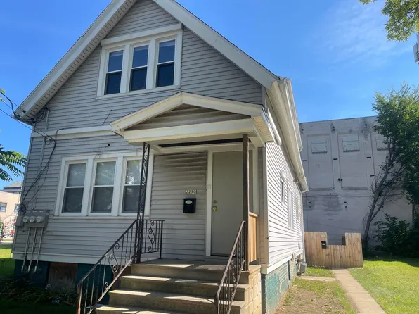 2250 N 14th St, Milwaukee, WI 53205