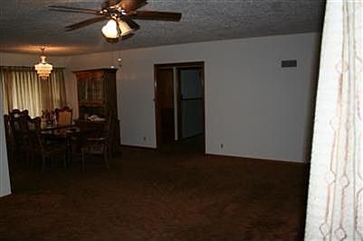 2nd image of 1402 N Market St