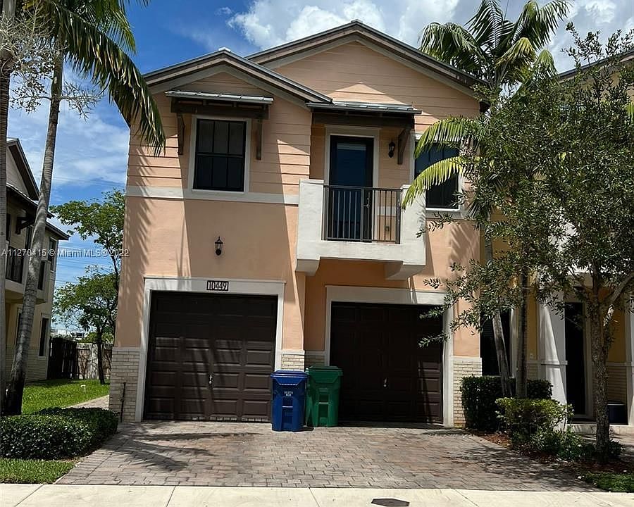 1st image of 10449 NW 61st Ln