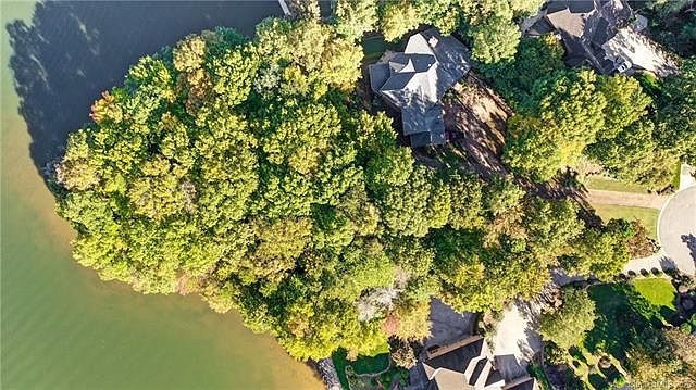 1st image of 191 Plantation Dr