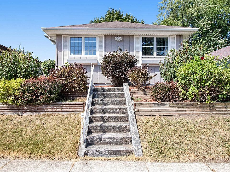 1st image of 211 Monmoor Ave